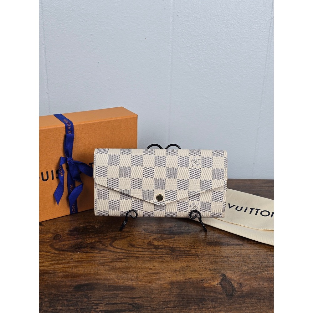 Louis Vuitton Sarah Wallet Damier Azur N63208